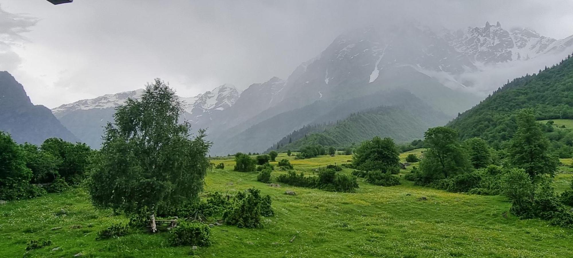 Peak Mazeri Guest House Pokoj fotografie