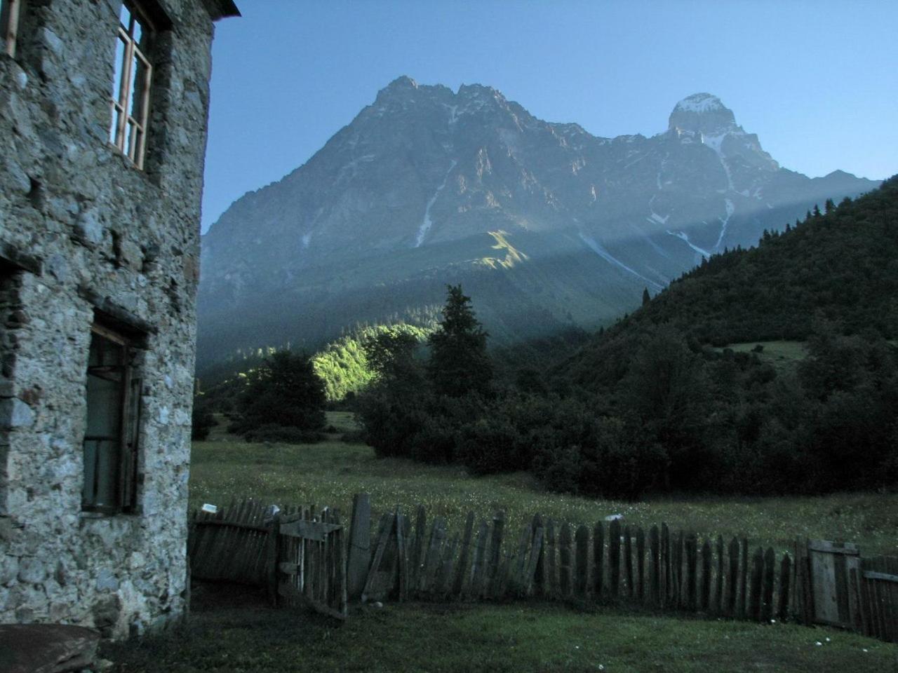 Peak Mazeri Guest House Pokoj fotografie